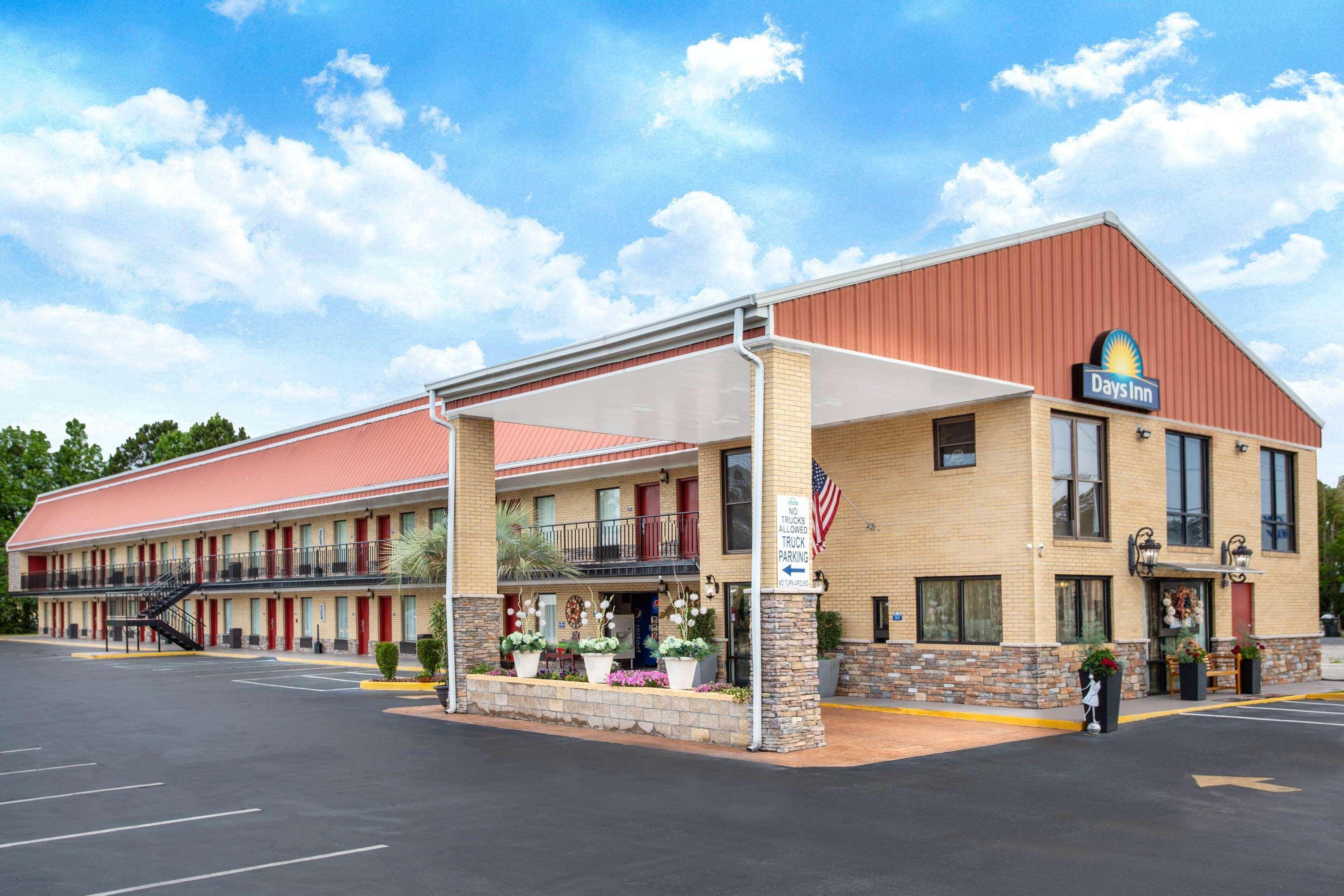 Days Inn By Wyndham Lake City Exterior foto